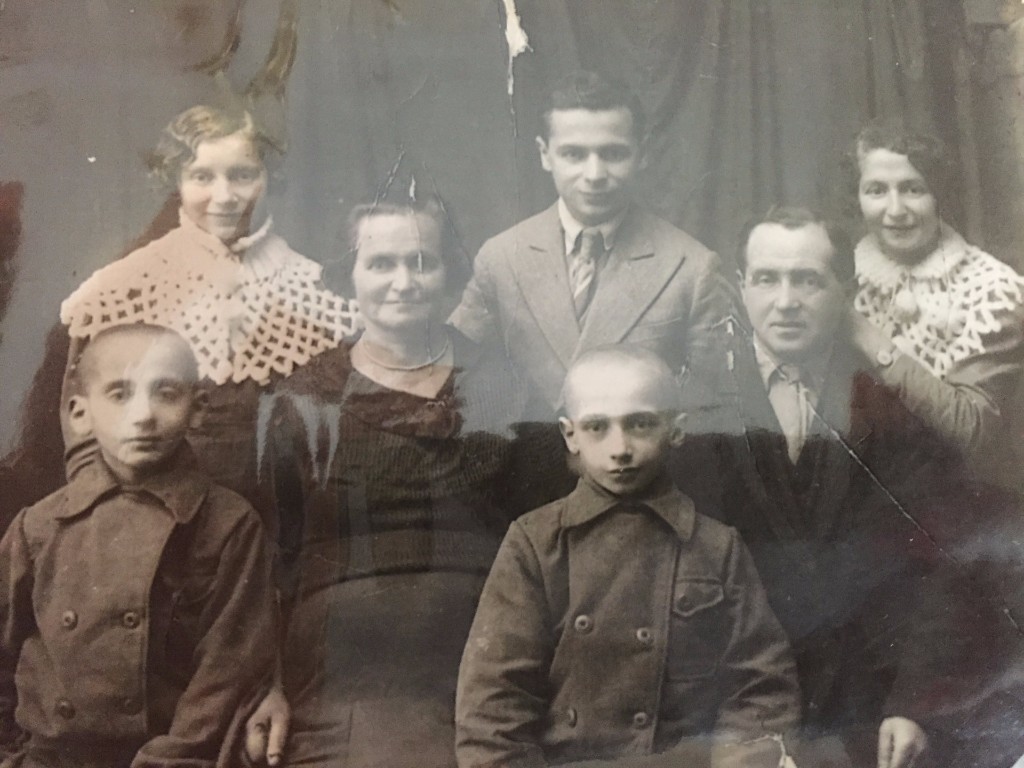 Family portrait, Top: Gnesia, Leva, Tania , Bottom: Misha, Entsia, Grisha, Joseph (Not sure which one is Misha/Grisha